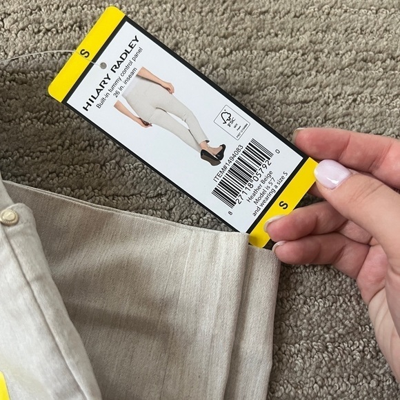 NWT - Hilary Radley size small - light tan pants - Picture 4 of 7